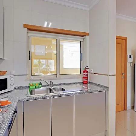 Appartement Balcony With Pool By Homing Lagos