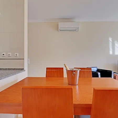 Appartement Balcony With Pool By Homing Lagos