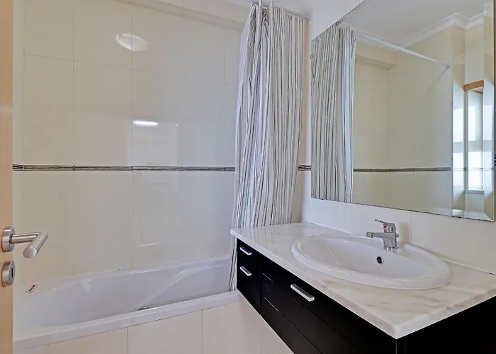 דירה Balcony With Pool By Homing לאגוּ‏ש