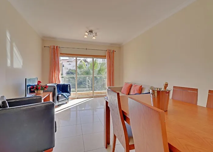 Balcony With Pool By Homing דירה